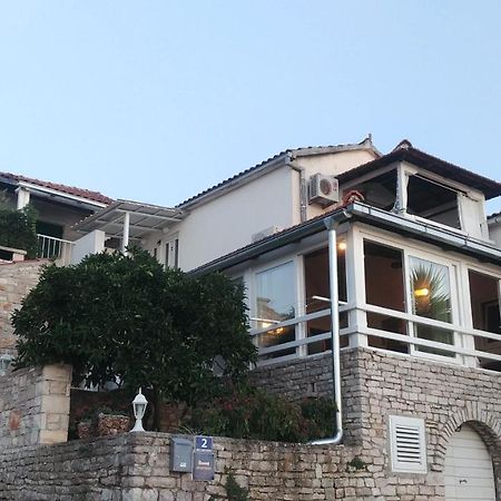 Apartments Marija Bajto Necujam Bagian luar foto