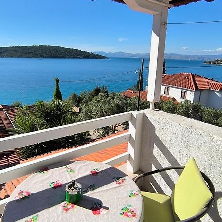 Apartments Marija Bajto Necujam Bagian luar foto