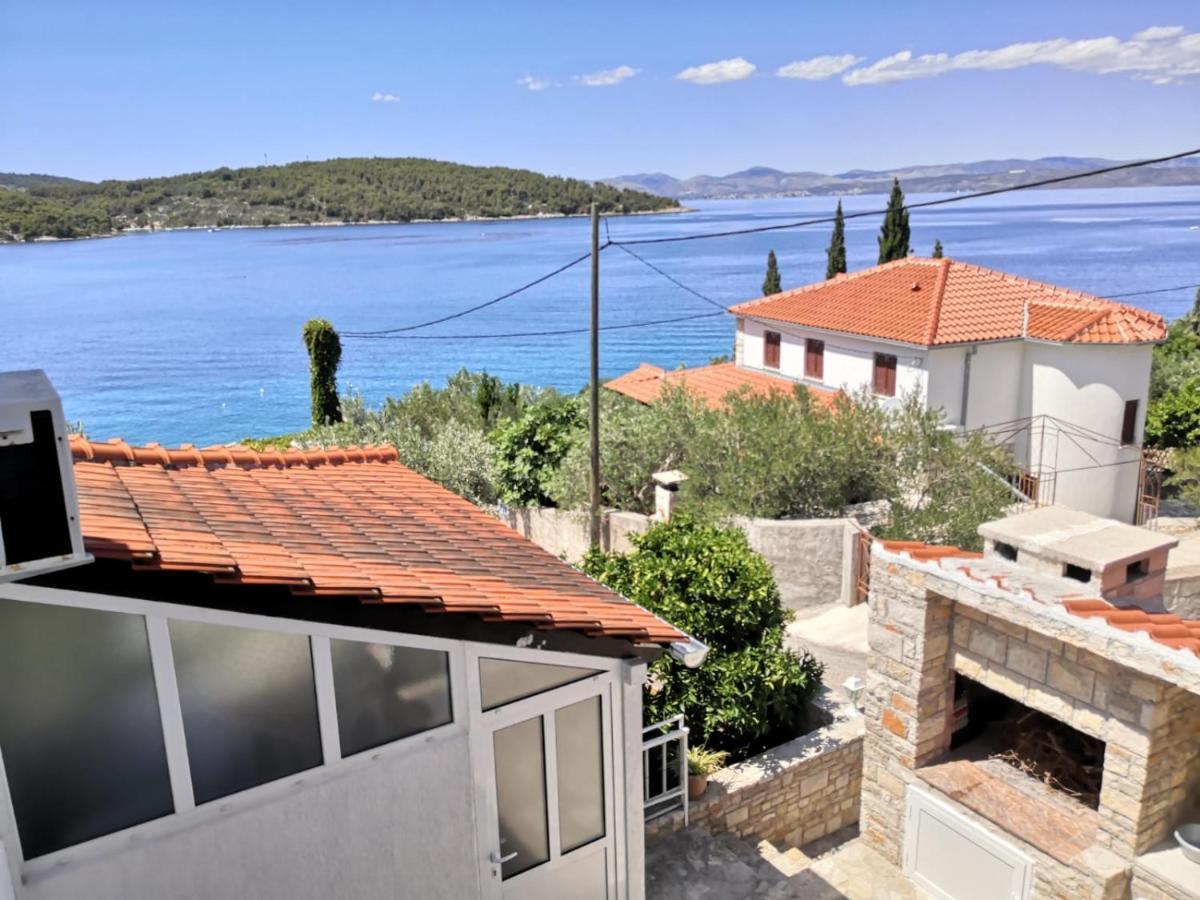 Apartments Marija Bajto Necujam Bagian luar foto