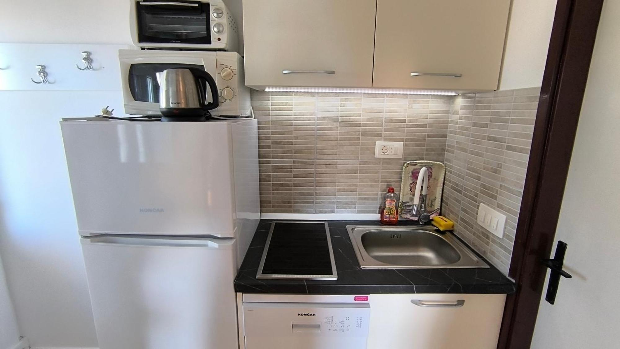 Apartments Marija Bajto Necujam Bagian luar foto