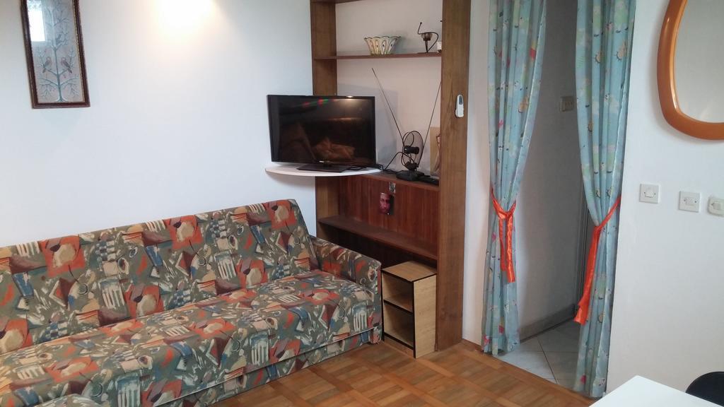 Apartments Marija Bajto Necujam Ruang foto