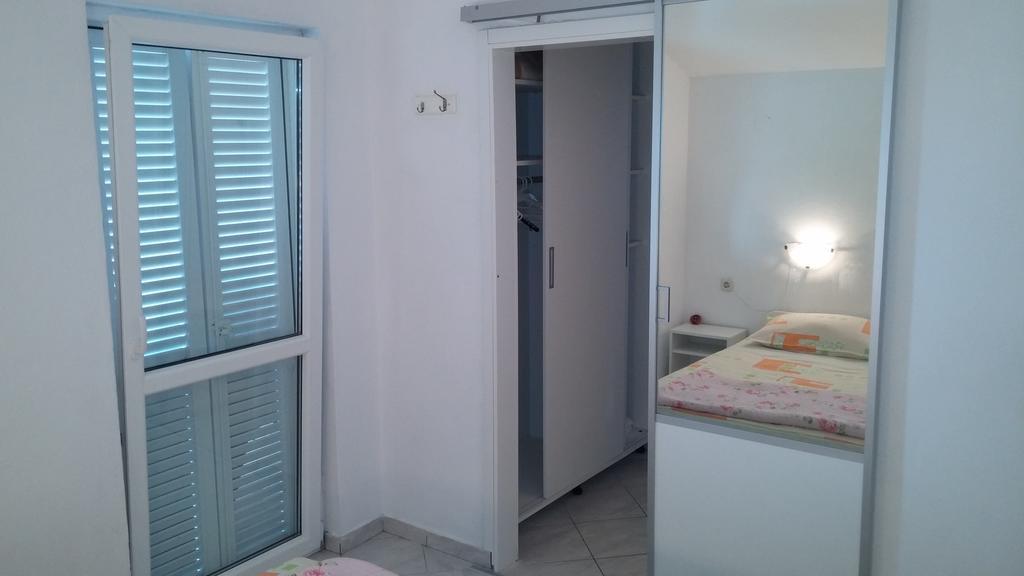 Apartments Marija Bajto Necujam Ruang foto