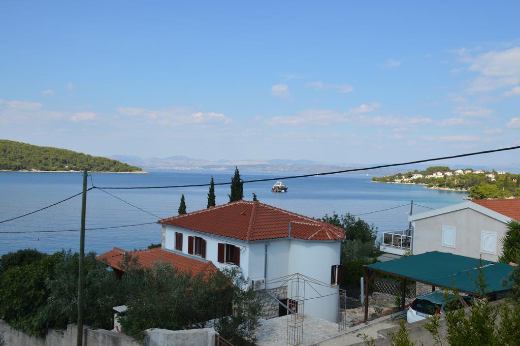 Apartments Marija Bajto Necujam Bagian luar foto