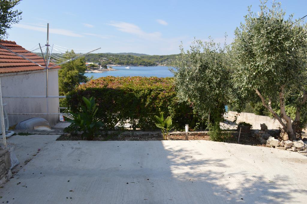 Apartments Marija Bajto Necujam Bagian luar foto