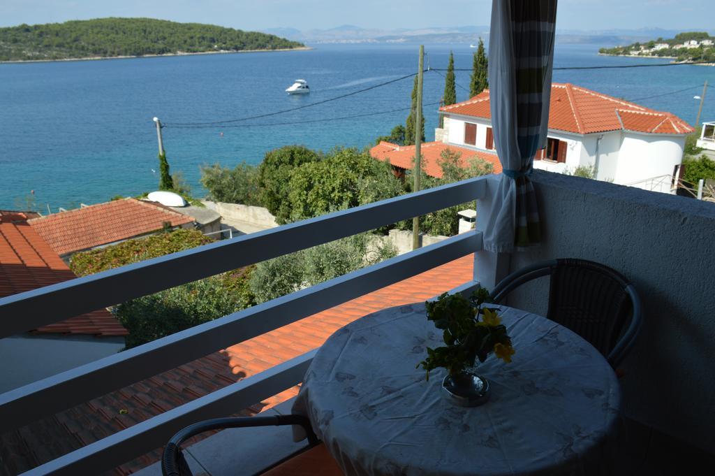 Apartments Marija Bajto Necujam Bagian luar foto